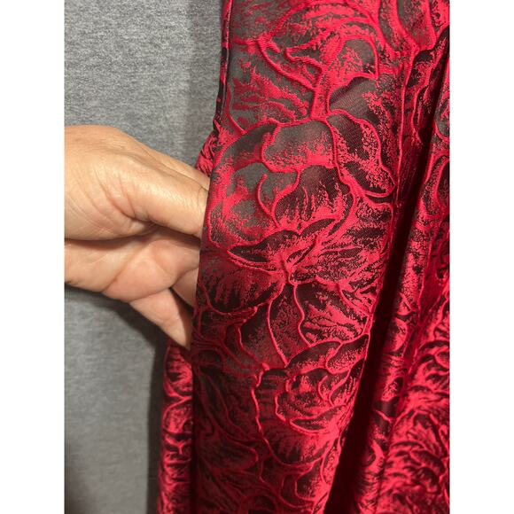 White House Black Market Red Rose Print Jacquard Fit & Flare Dress Size 2 $180 - Picture 12 of 15